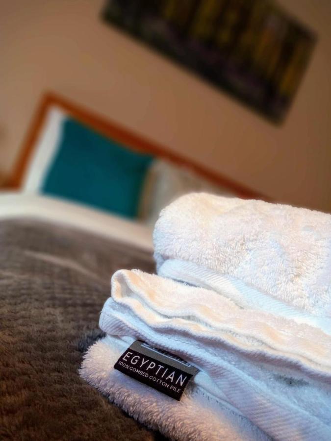 Luxury Cottage With Private Indoor Hot Tub+Woodlands Llanfyrnach Esterno foto